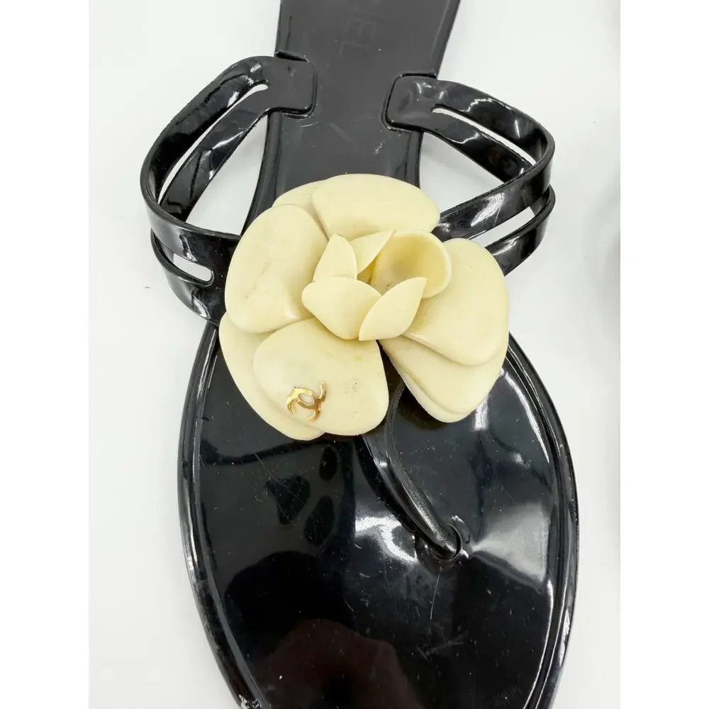 Chanel Camellia Jelly Thong Sandals Black Ivory Rubber CC Logo Flat Shoes 38
